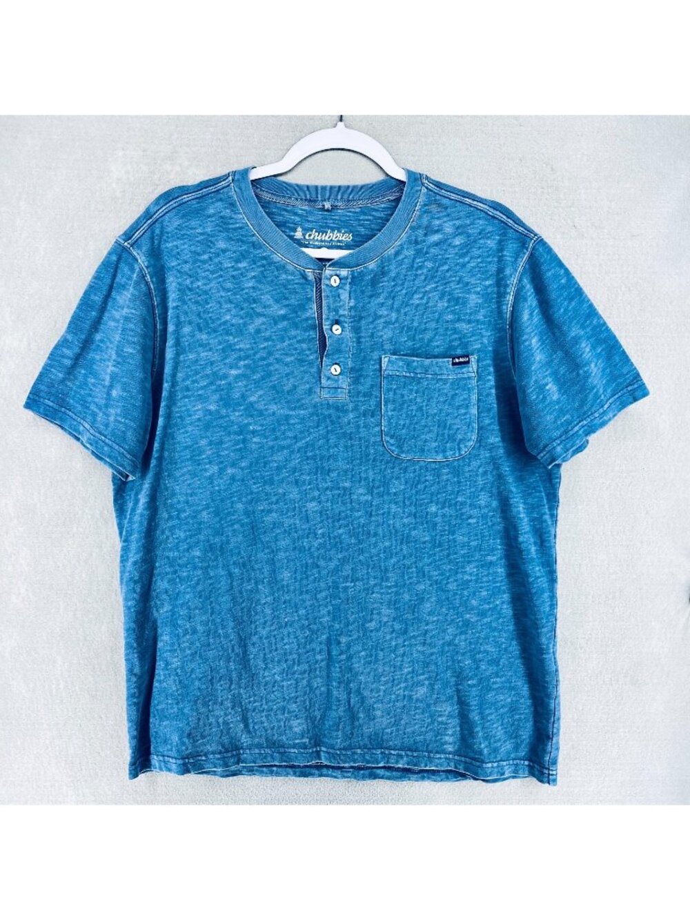 Chubbies Relaxer T Shirt Mens M Blue Cotton Short Sleeve Pullover Henley